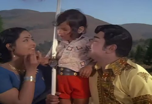 thathi sellum muthukannan sirippu - Thanga Padhakkam (1974)