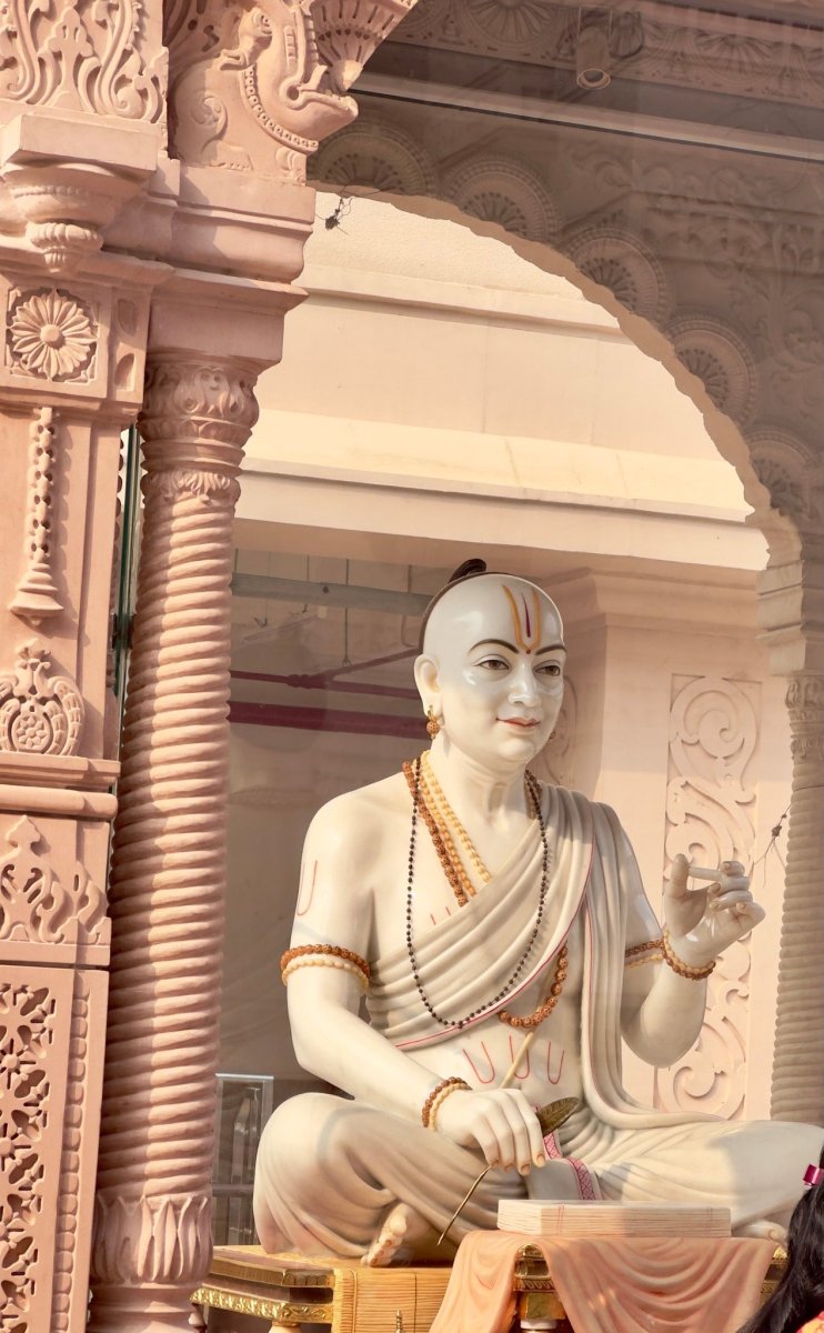 Marble statue of Goswami Tulsidas